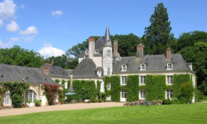  Château du Plessis - Anjou  Ла Жай-Ивон